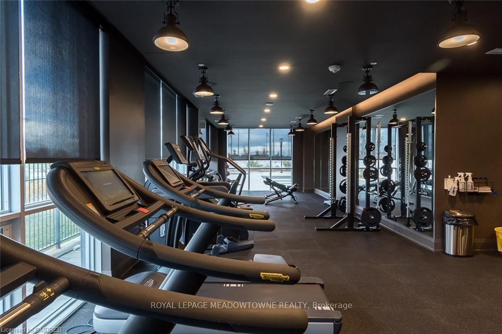 1050 Main St E, #603