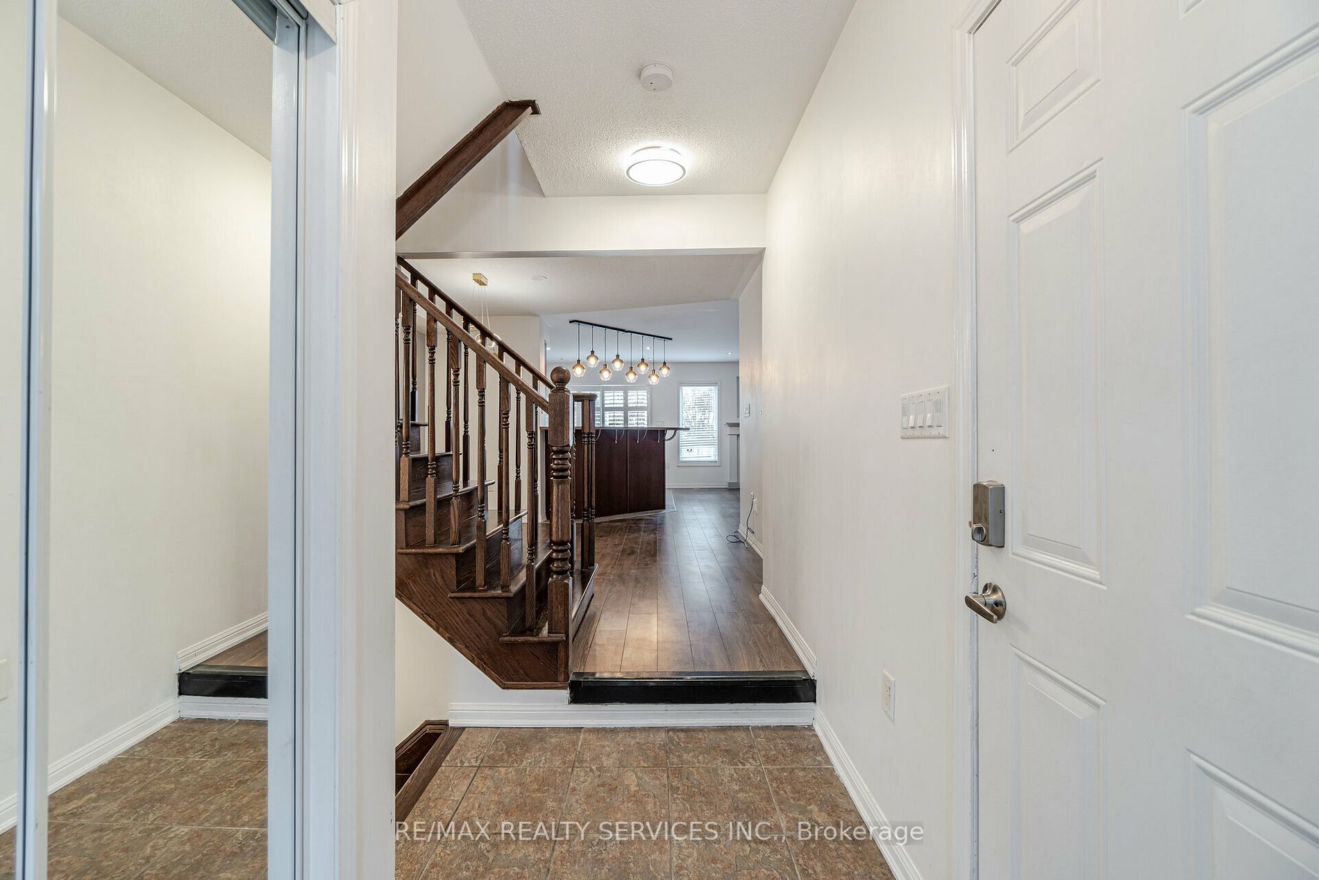 204 Prosser Circ
