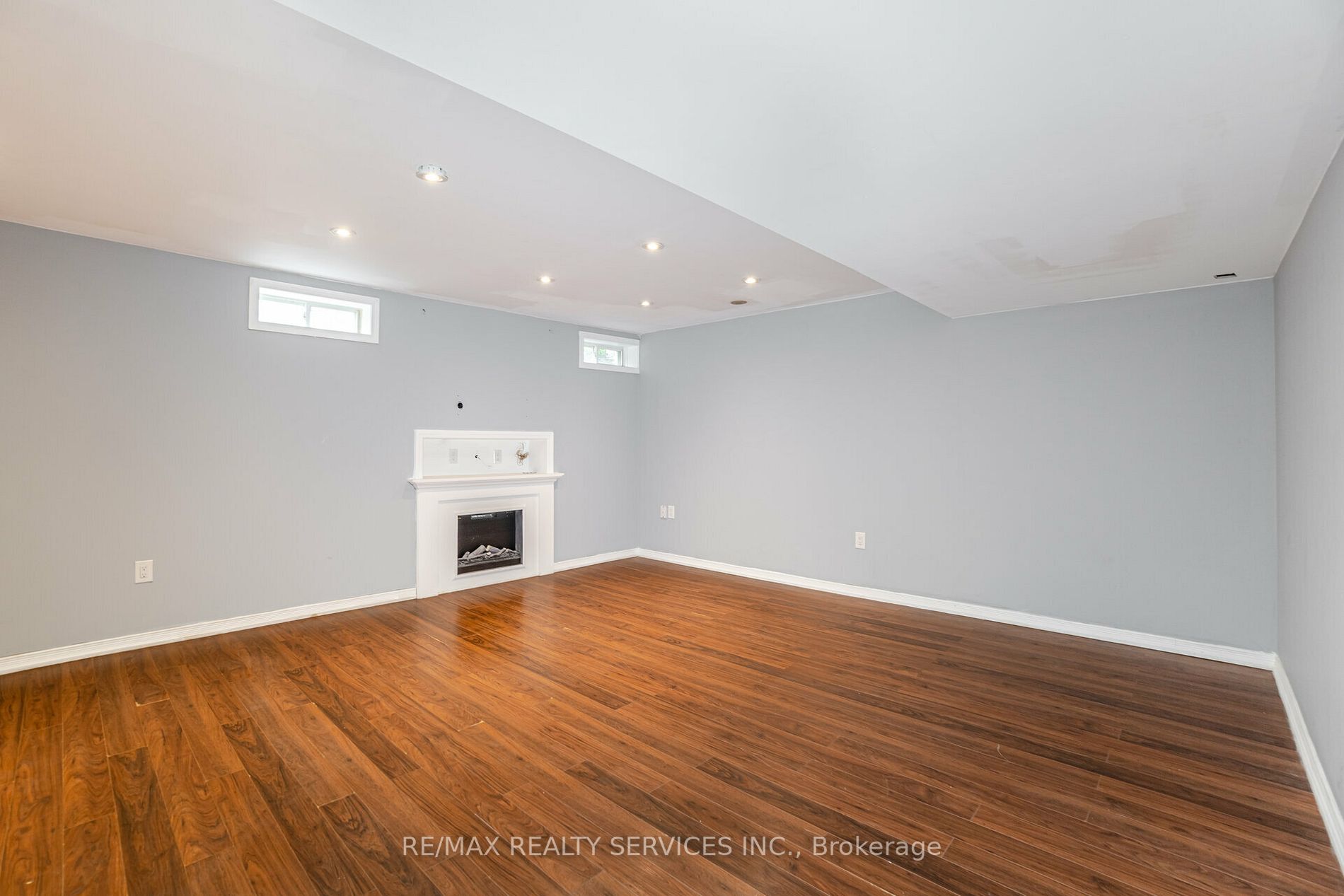 204 Prosser Circ