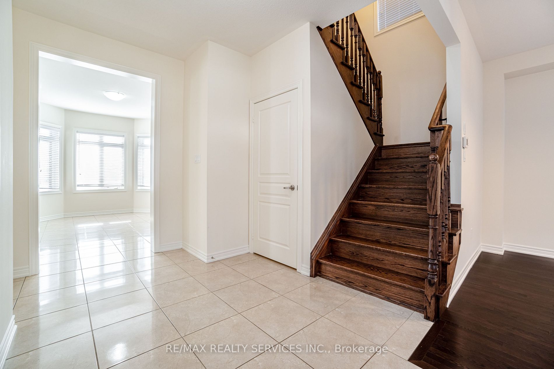 127 Squire Ellis Drive