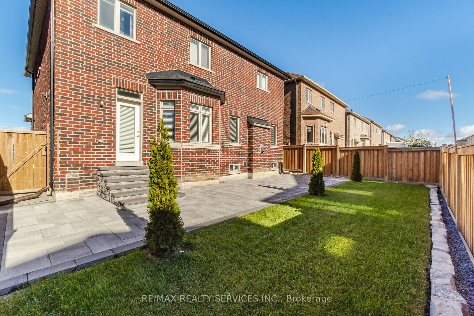 127 Squire Ellis Drive