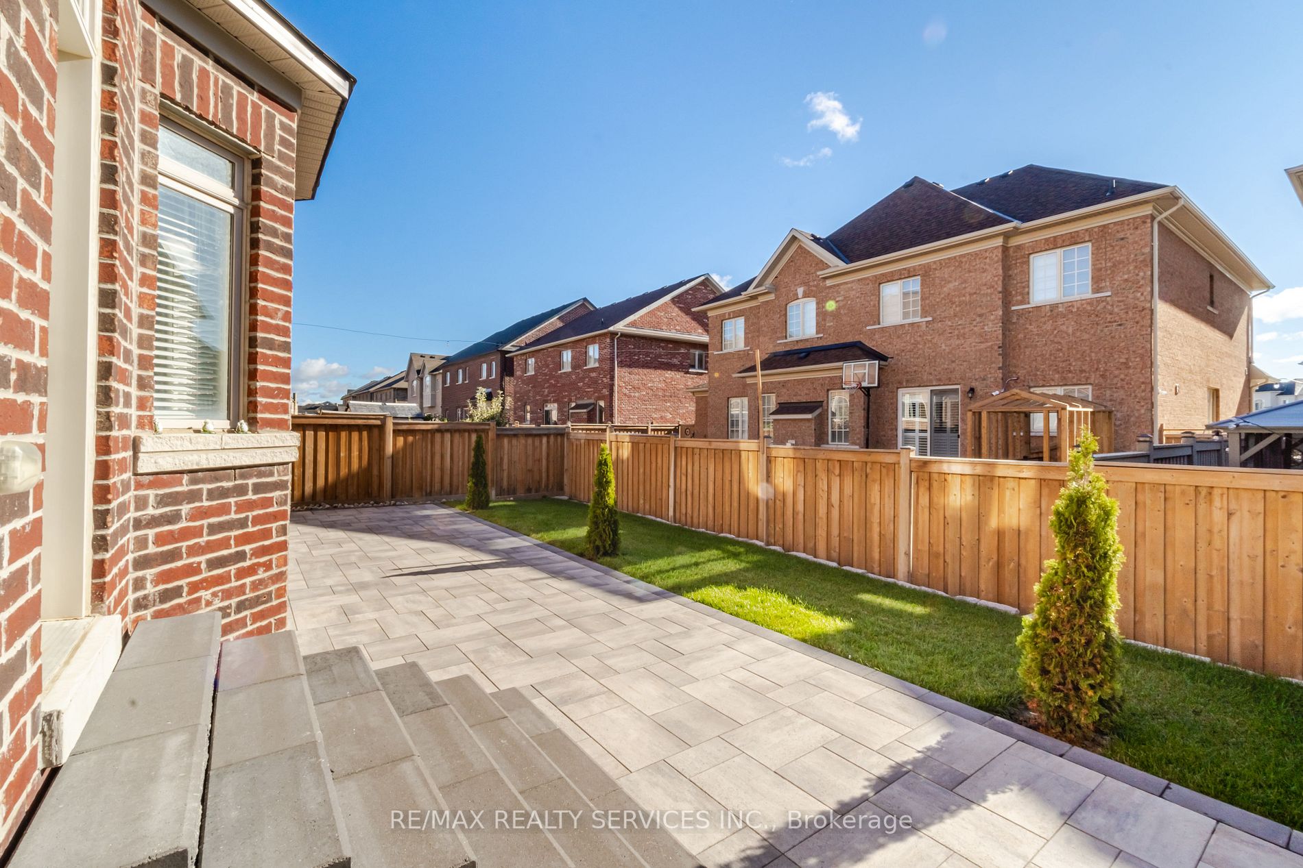 127 Squire Ellis Drive