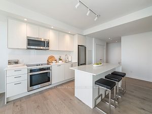 1926 Lake Shore Blvd W, #3906