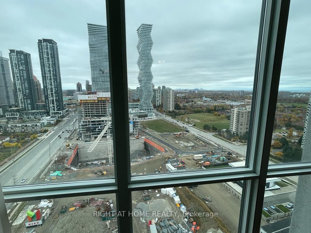 3985 Grand Park Dr, #2001