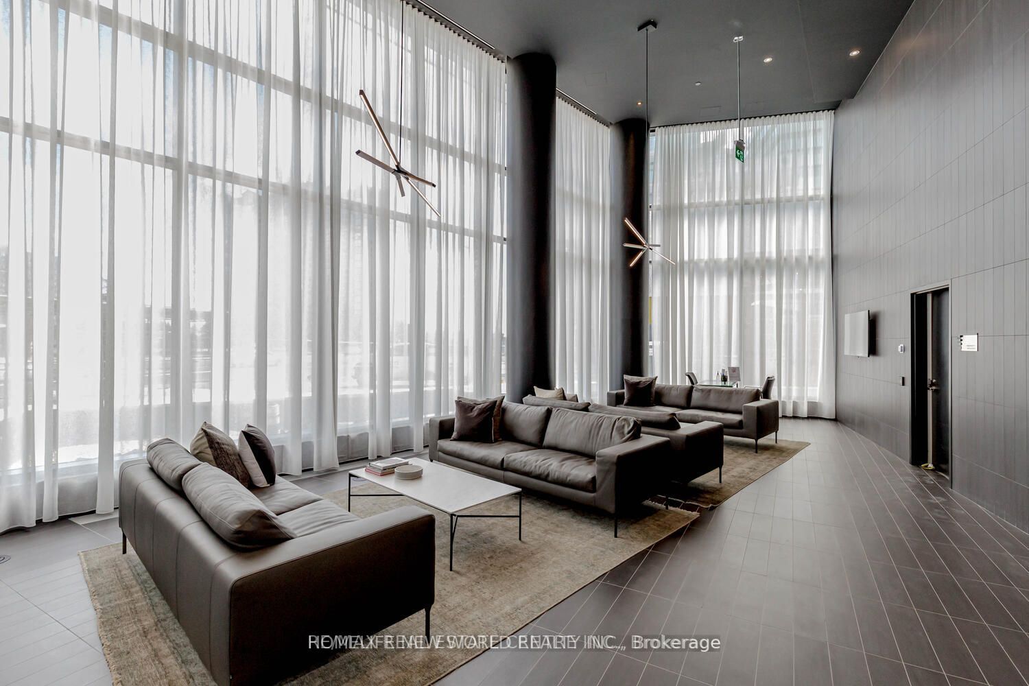 3900 Confederation Pkwy, #3701