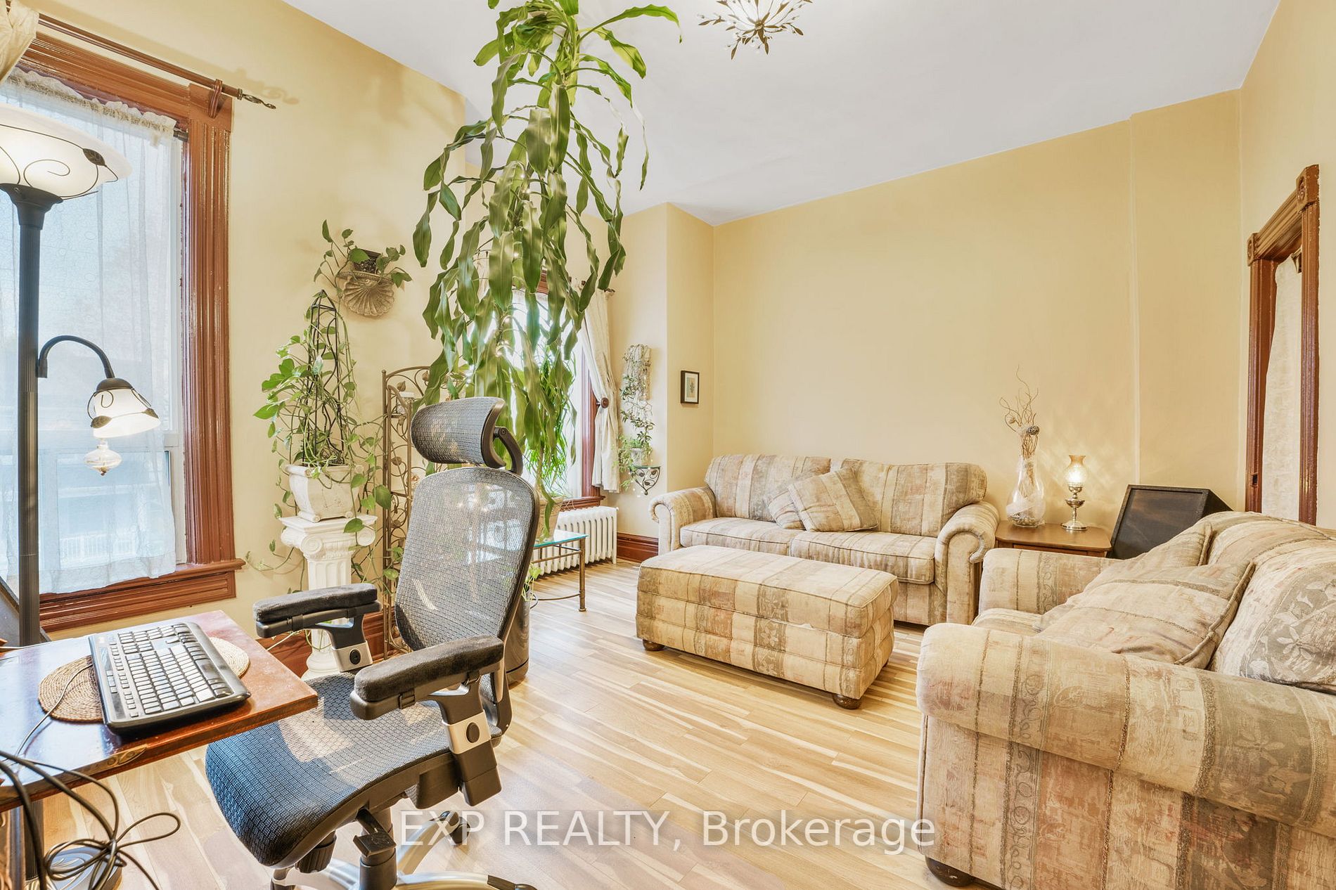99 Mulock Ave