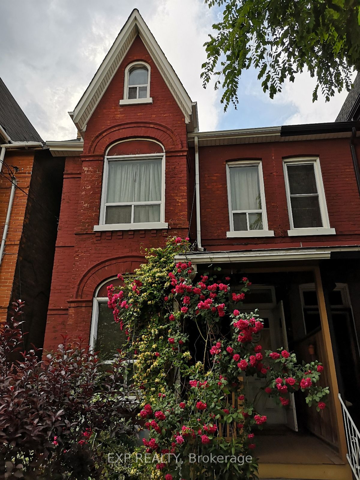 99 Mulock Ave