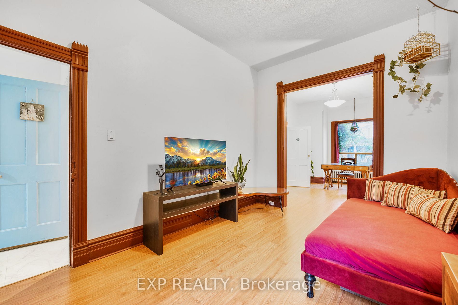 99 Mulock Ave