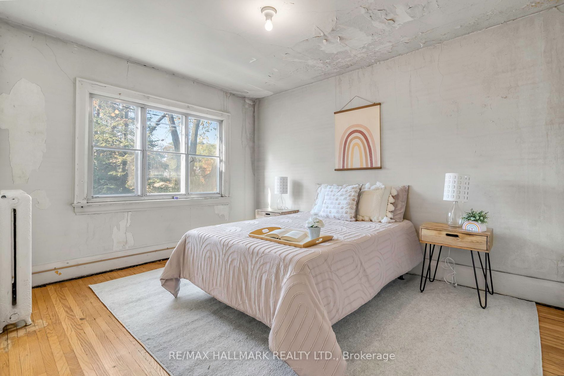 394 Runnymede Rd