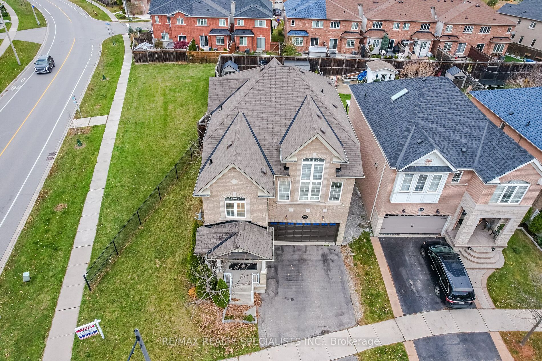 1356 Roper Dr