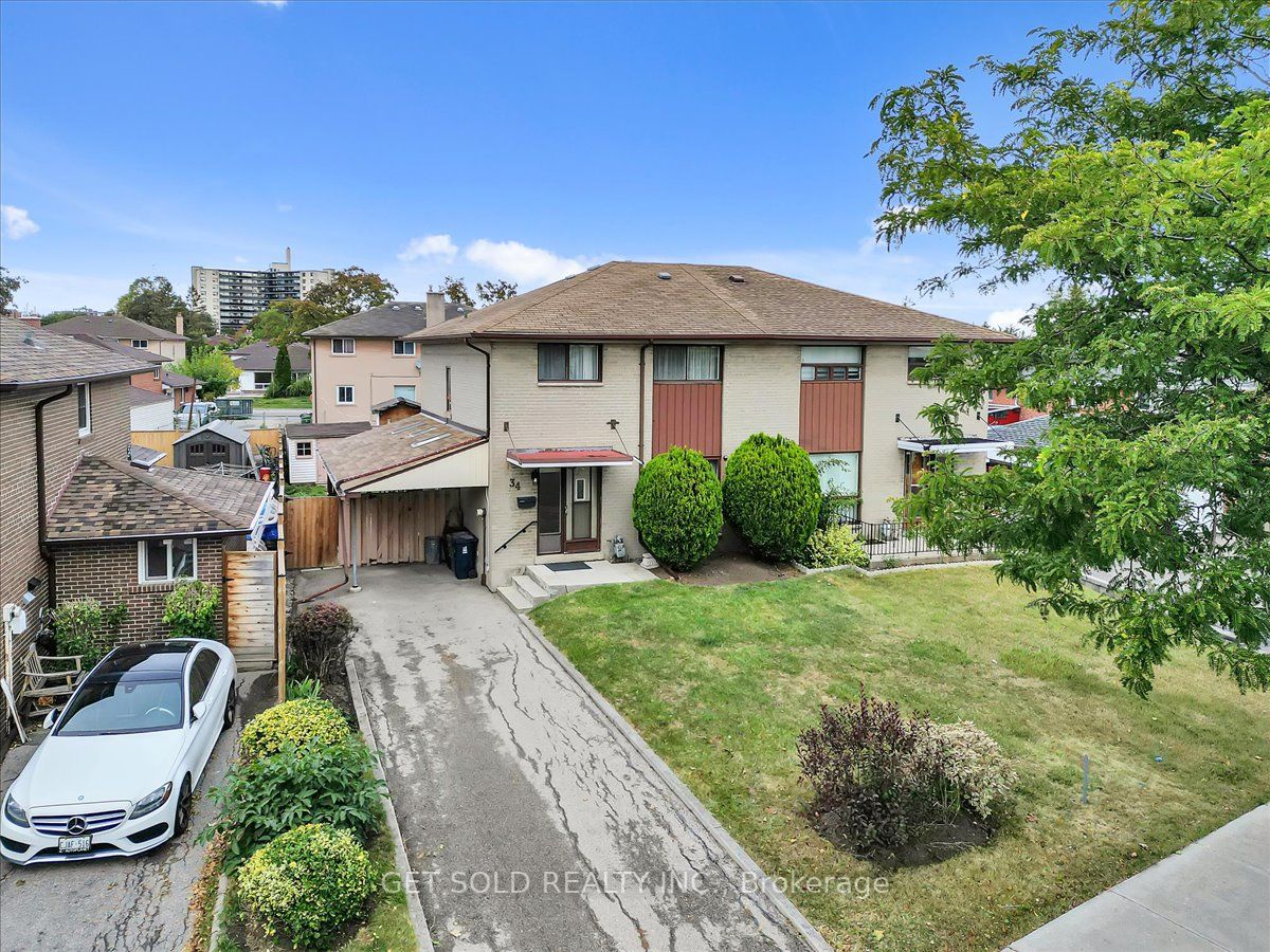 34 Lakeland Dr