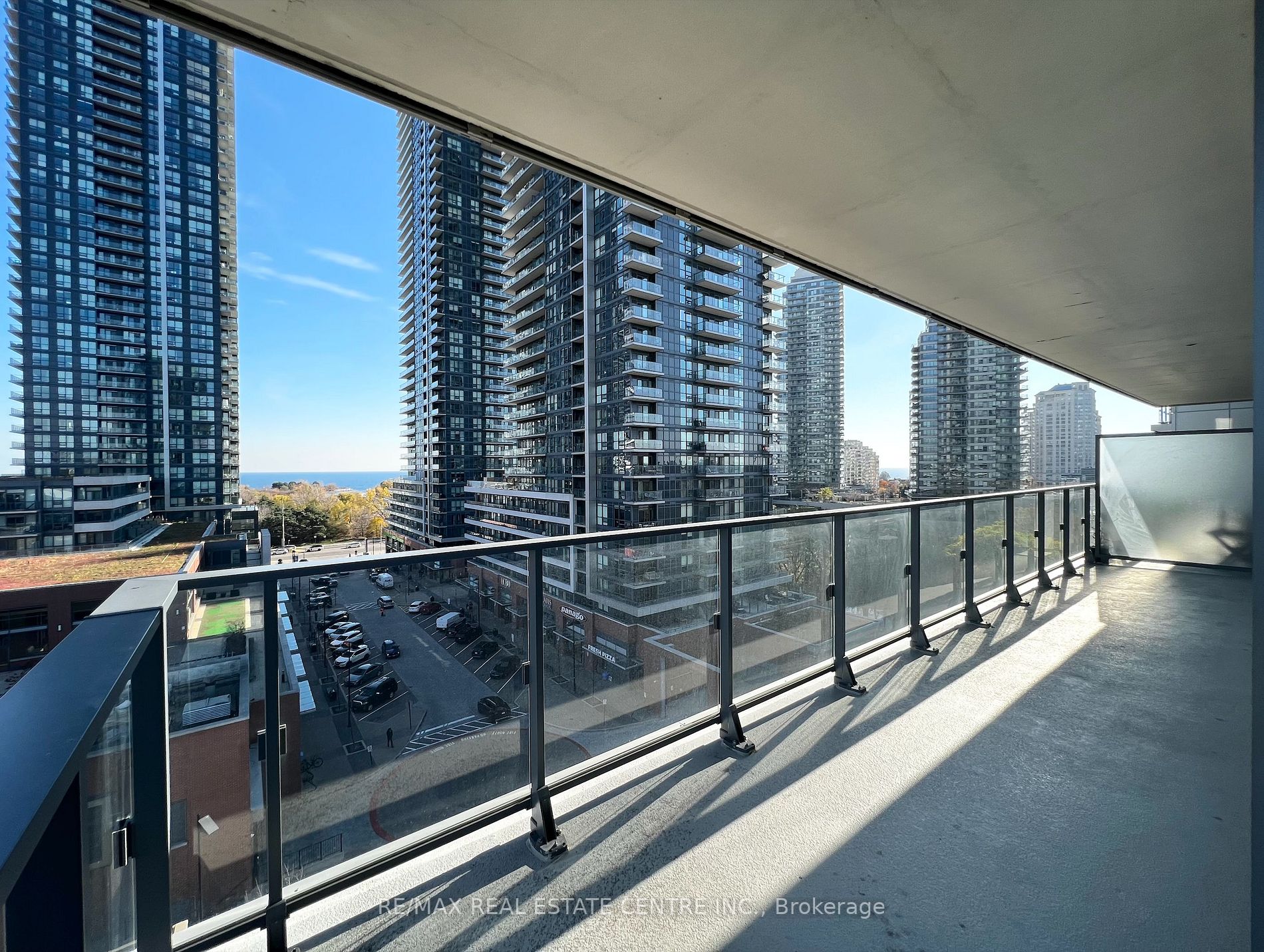 10 Park Lawn Rd, #809