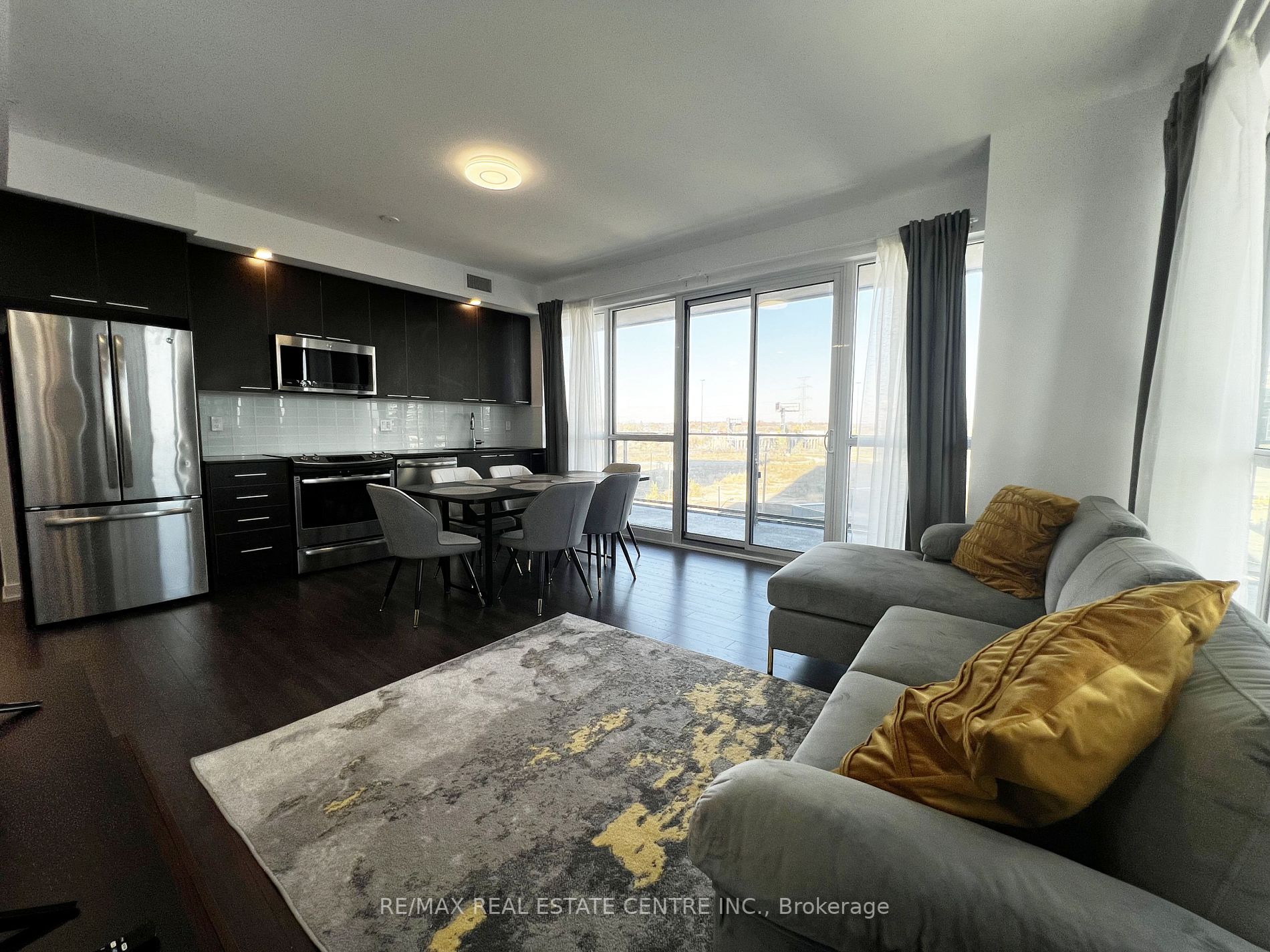 10 Park Lawn Rd, #809