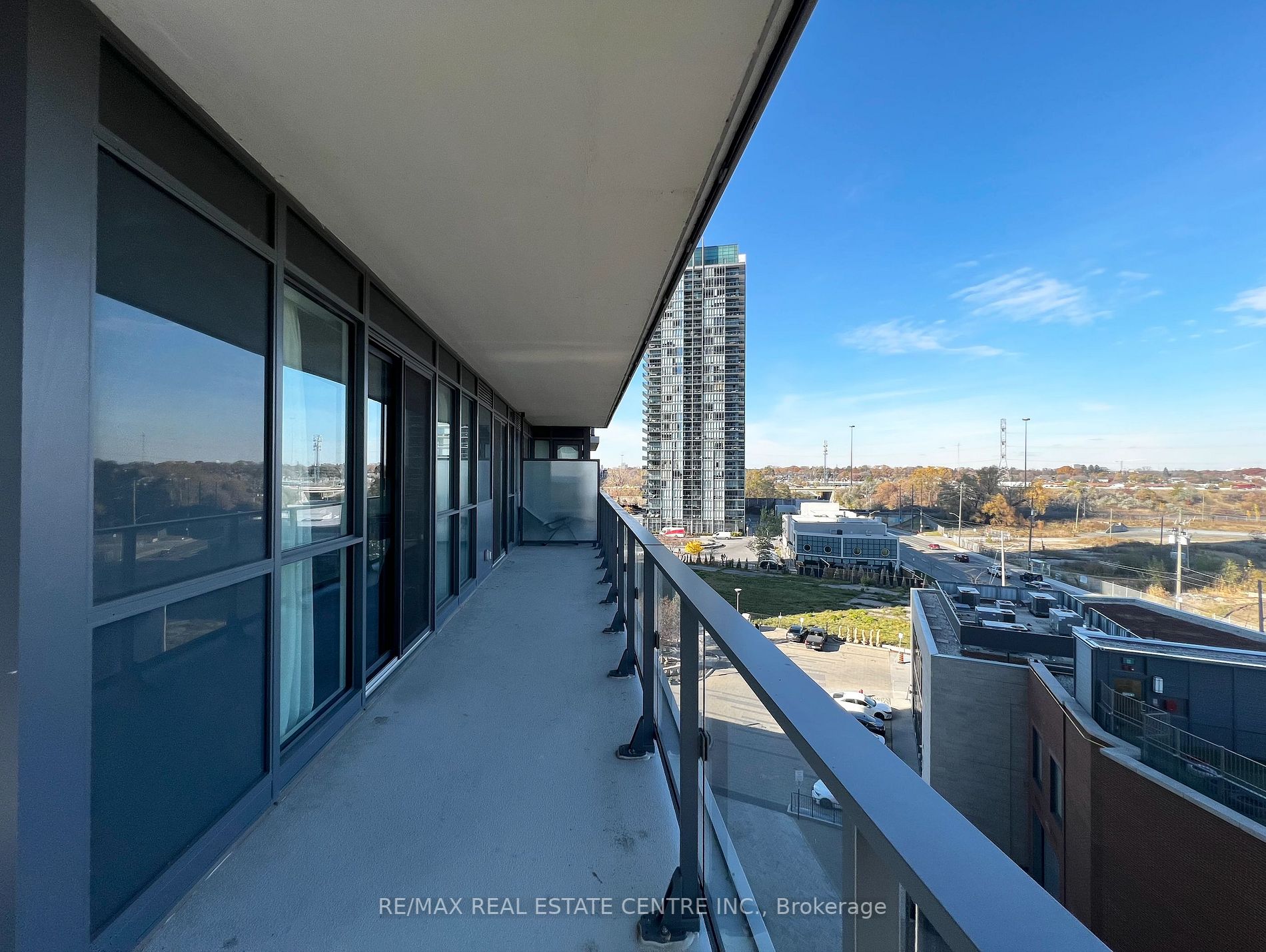 10 Park Lawn Rd, #809