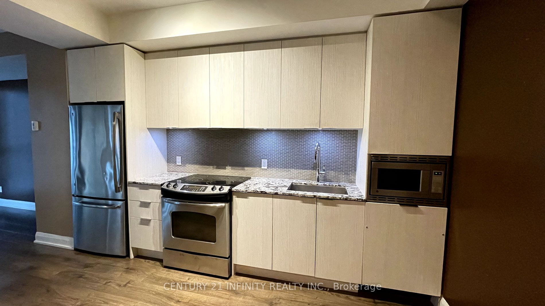 110 Marine Parade Dr, #706