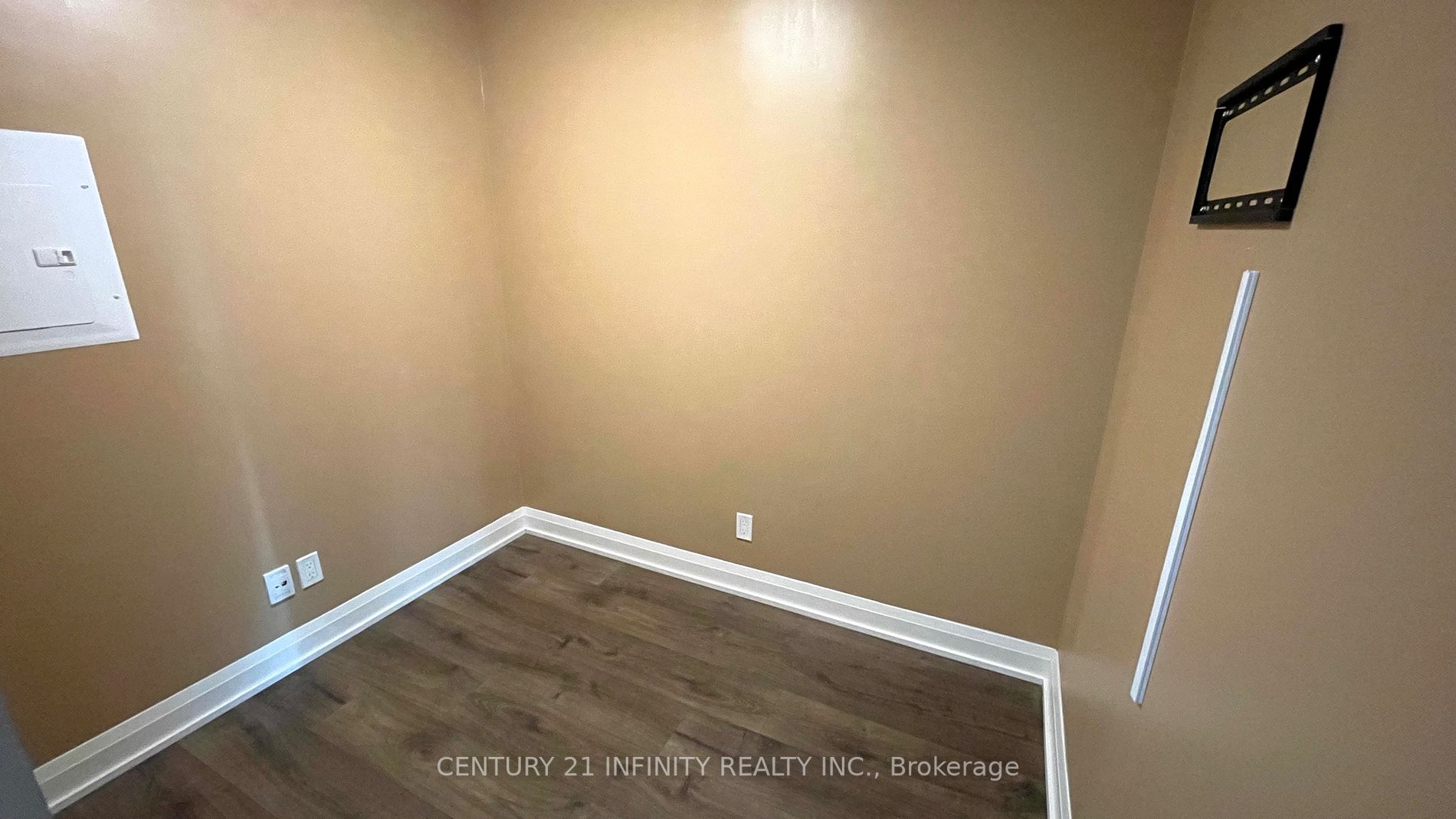 110 Marine Parade Dr, #706