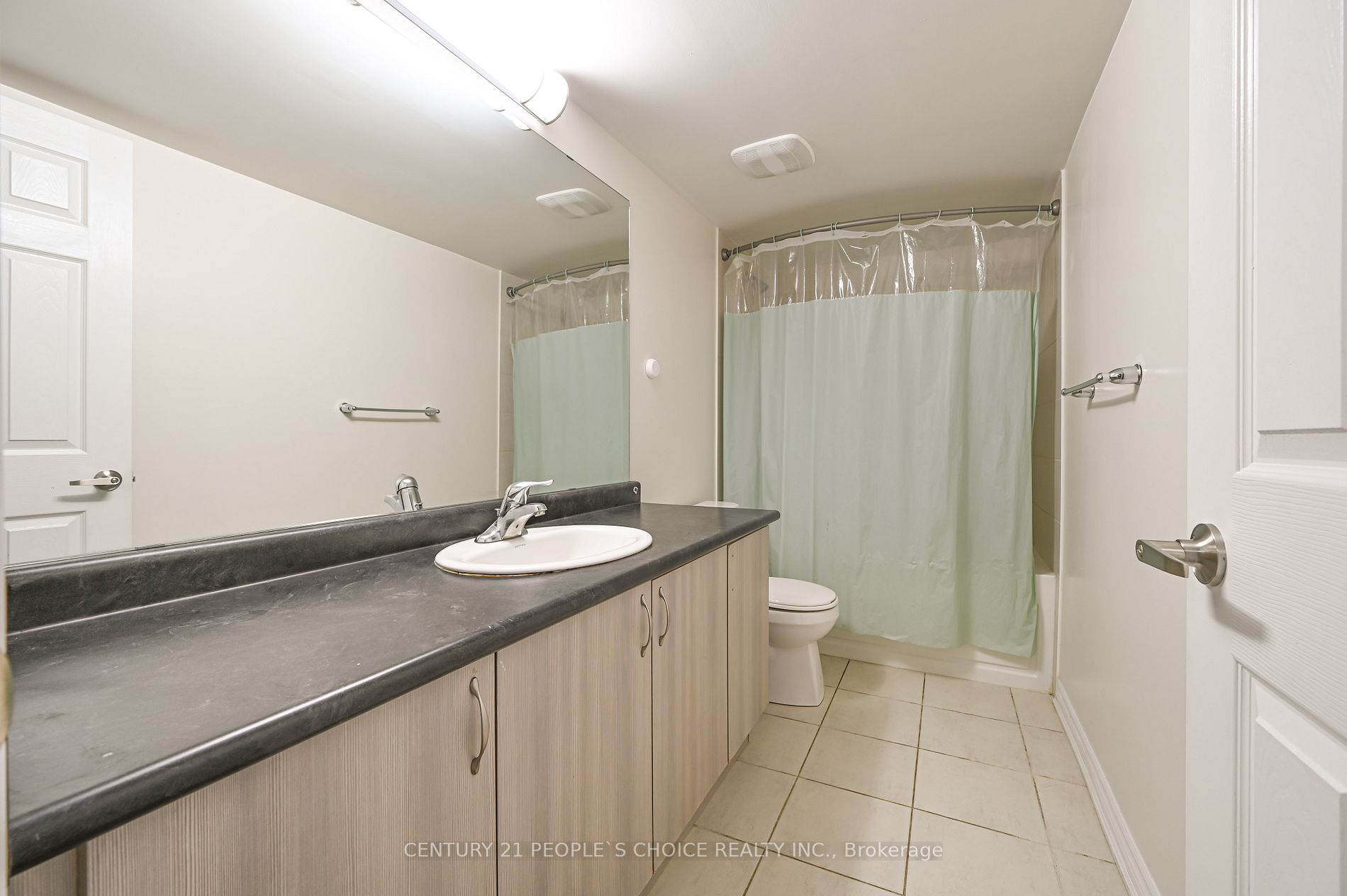 200 Veterans Dr, #13