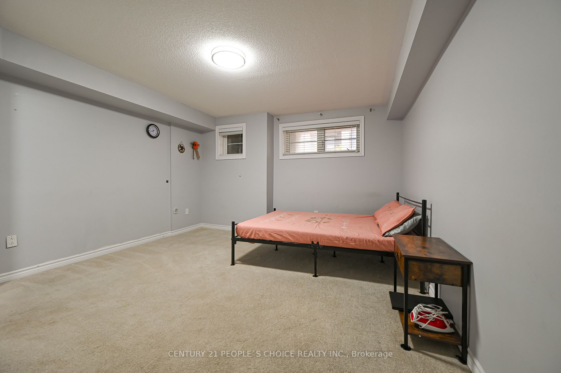 200 Veterans Dr, #13