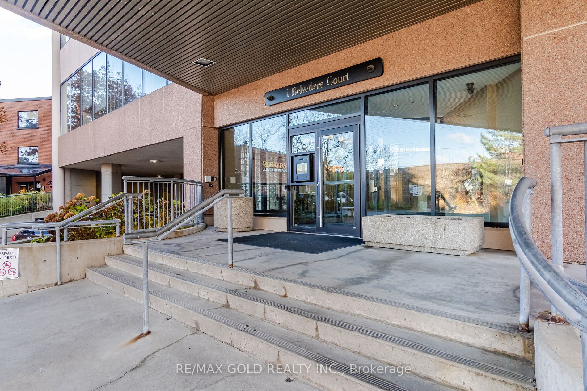 1 Belvedere Crt, #609