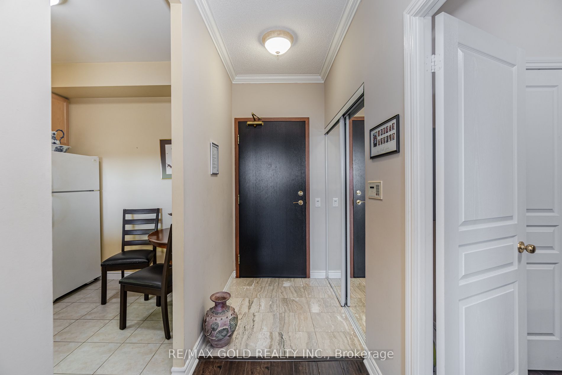 1 Belvedere Crt, #609