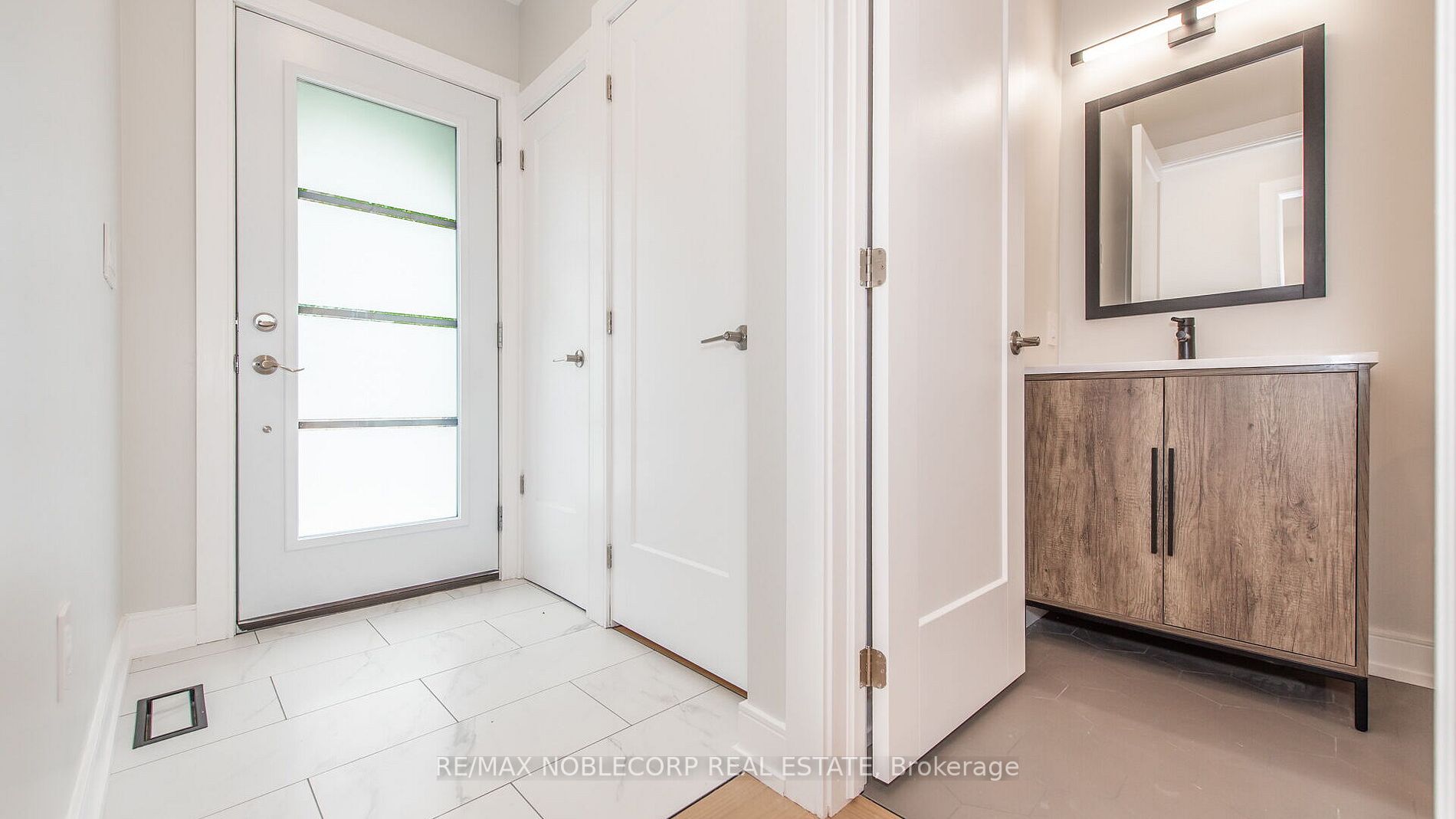 40 Montcalm Ave, #Main