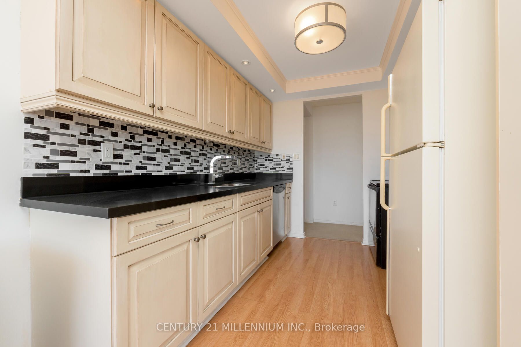 58 Church St, #1002