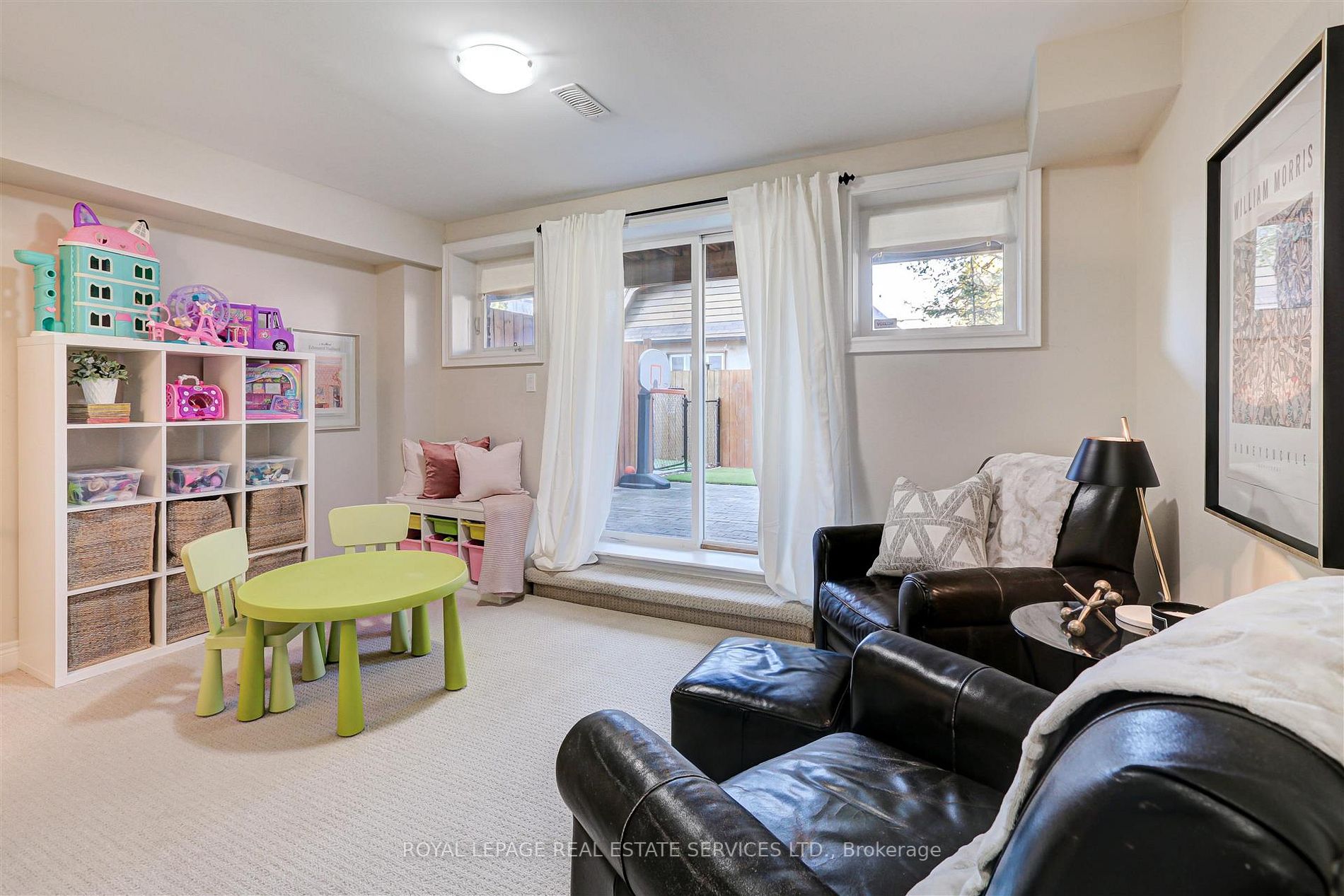 12 Furrow Lane