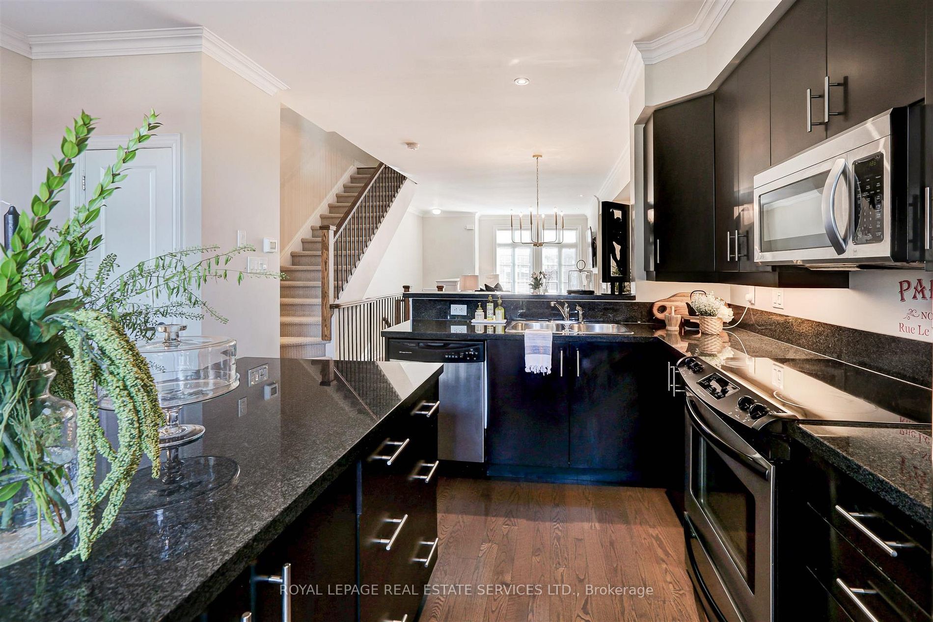 12 Furrow Lane