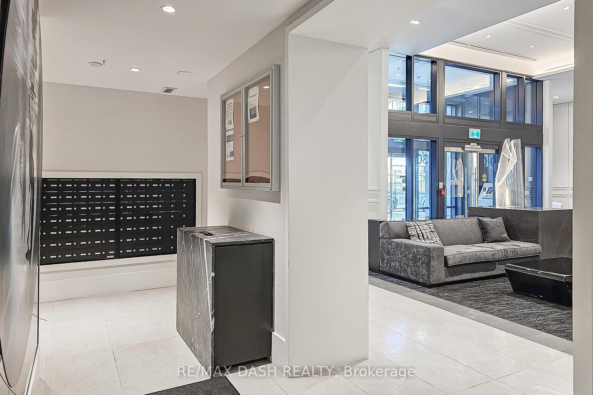 30 Gibbs Rd, #2501