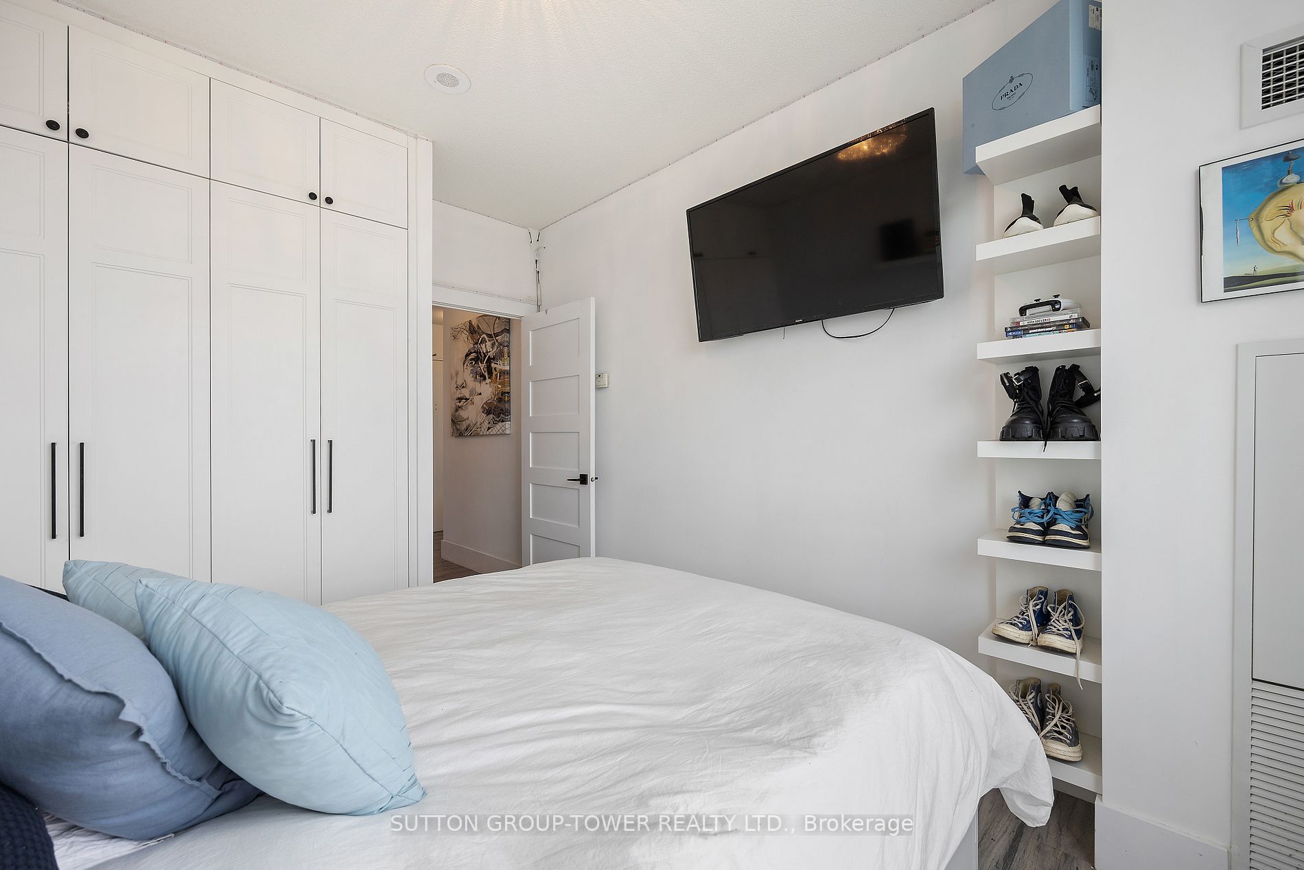 38 Fontenay Crt, #1607