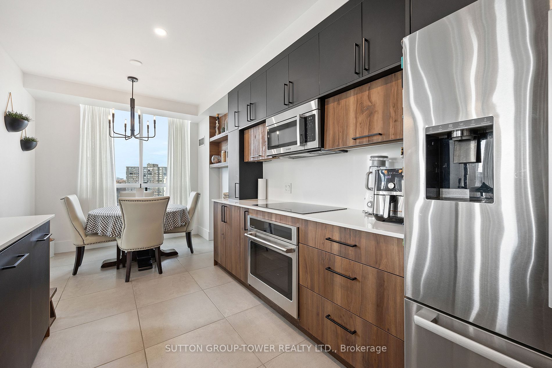 38 Fontenay Crt, #1607