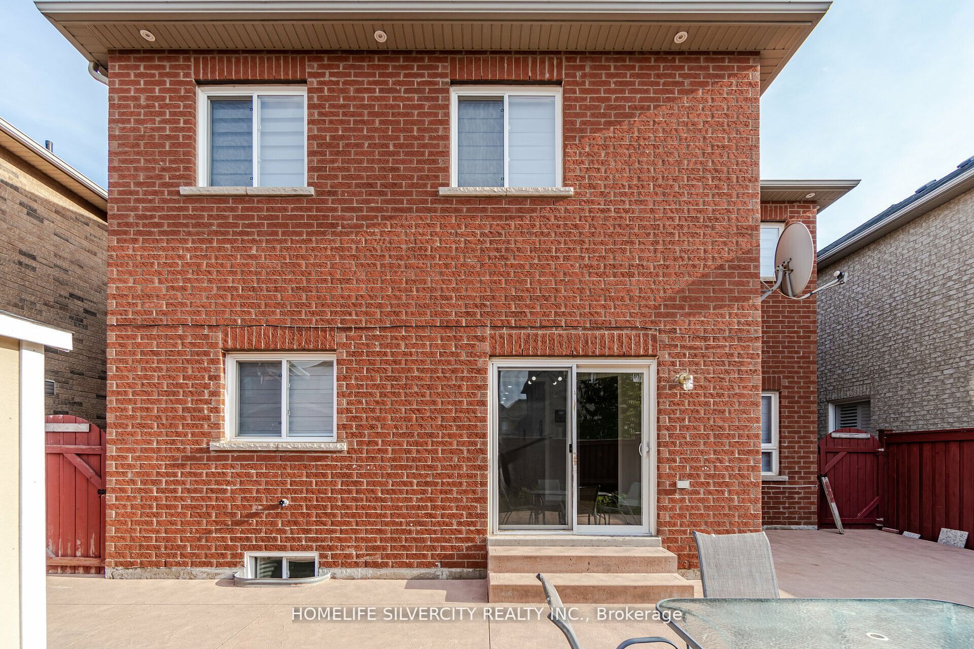 36 Fallgate Dr