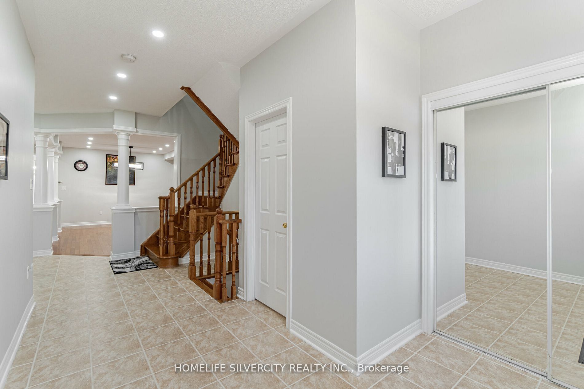 36 Fallgate Dr