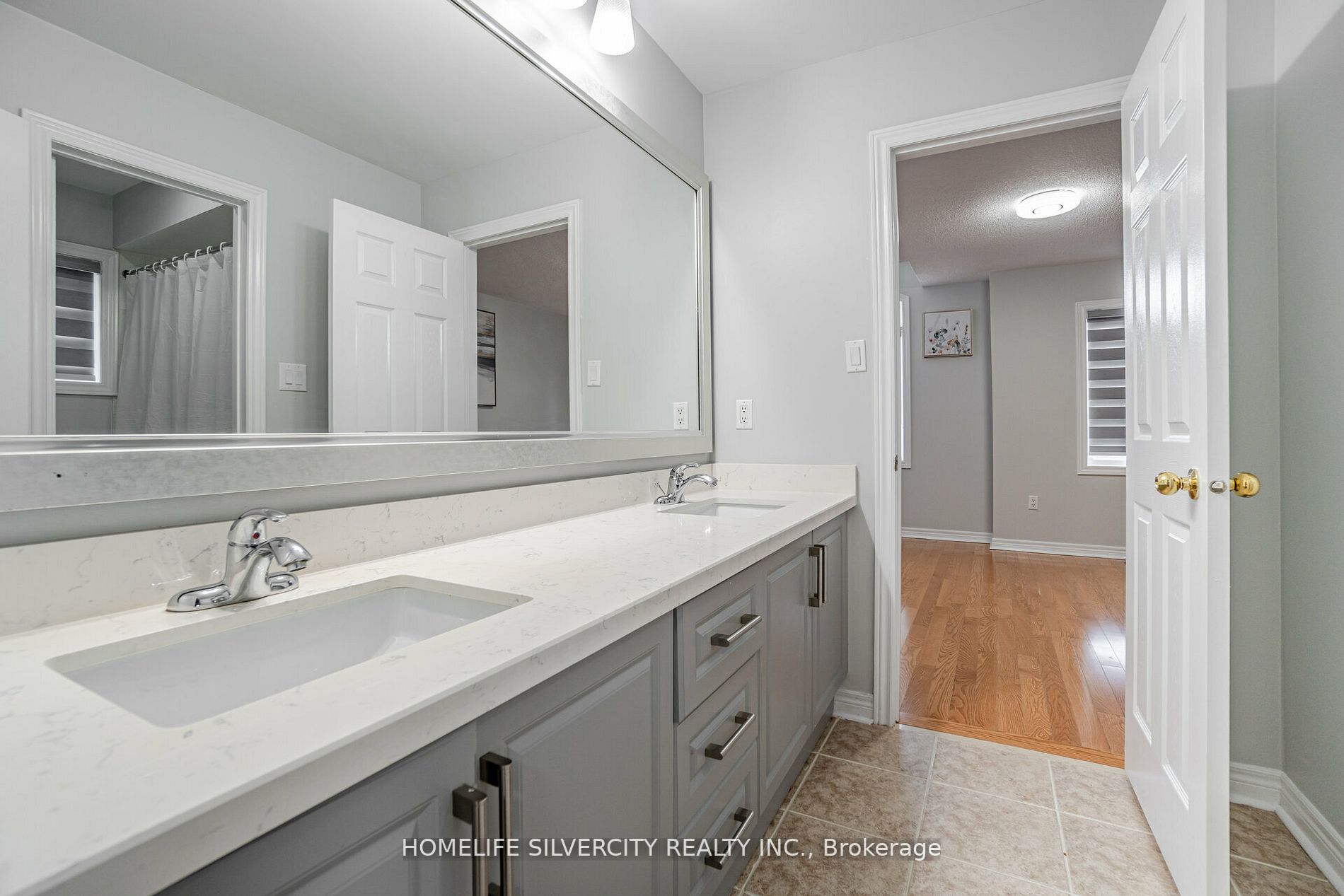 36 Fallgate Dr