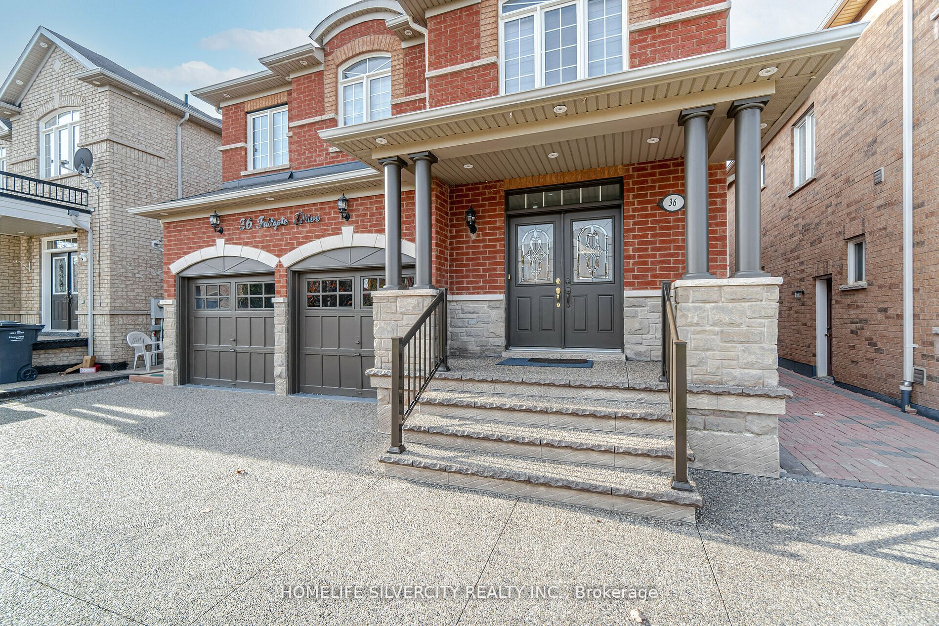 36 Fallgate Dr