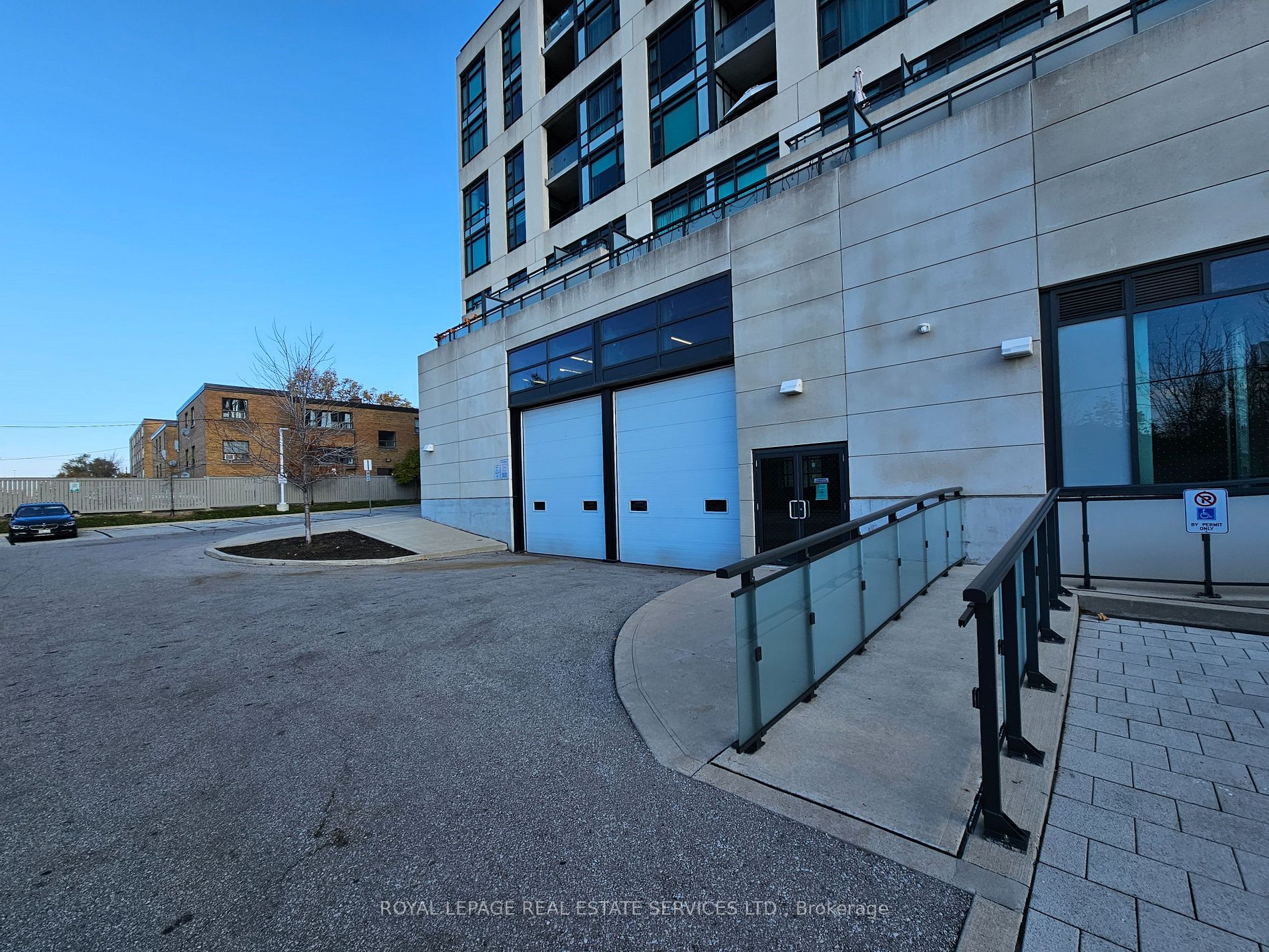 2522 Keele St, #1 - 4