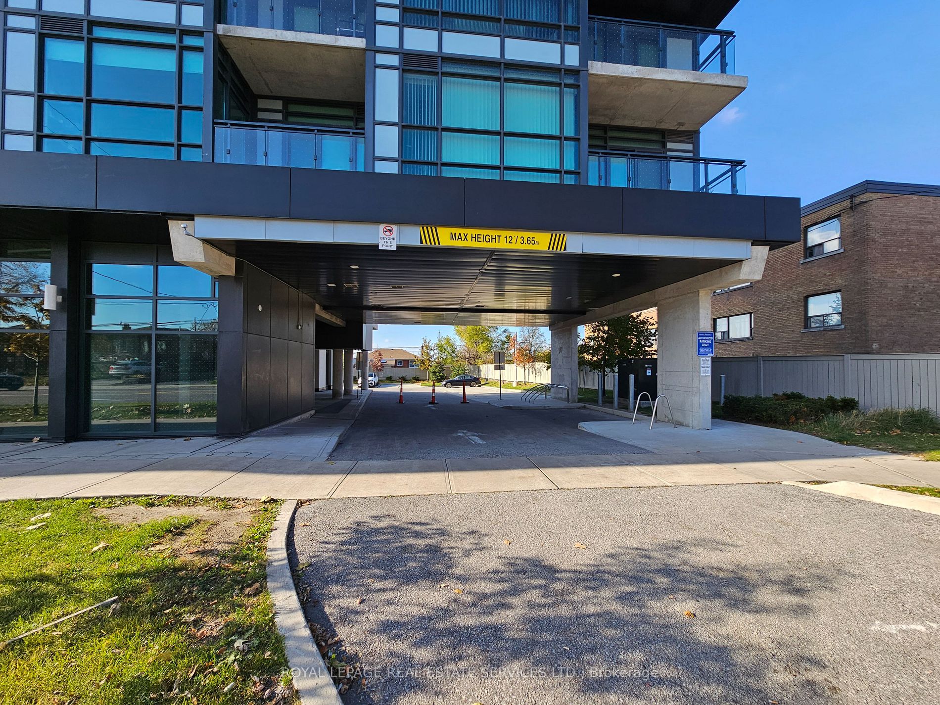 2522 Keele St, #1 - 4