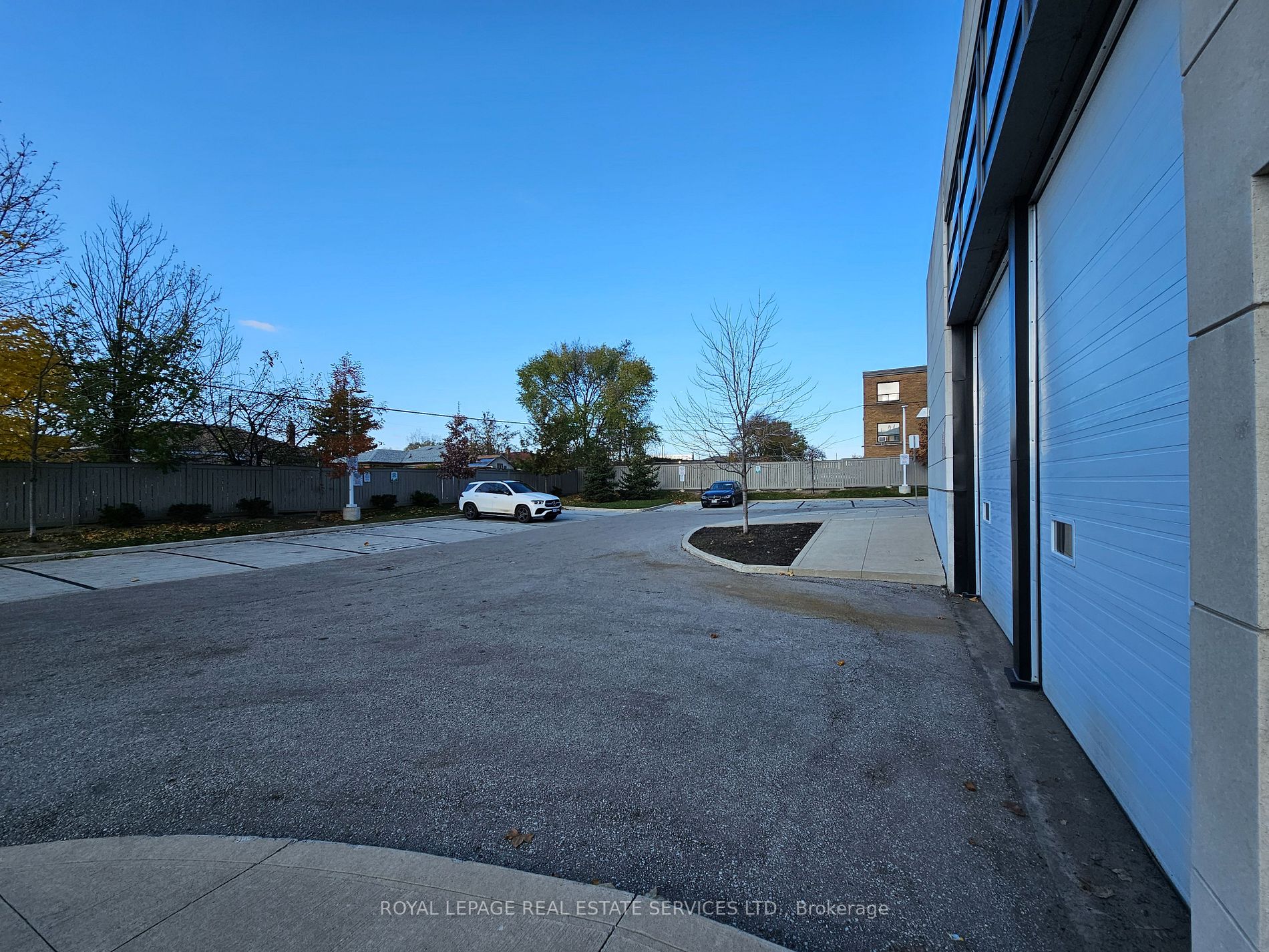 2522 Keele St, #1 - 4