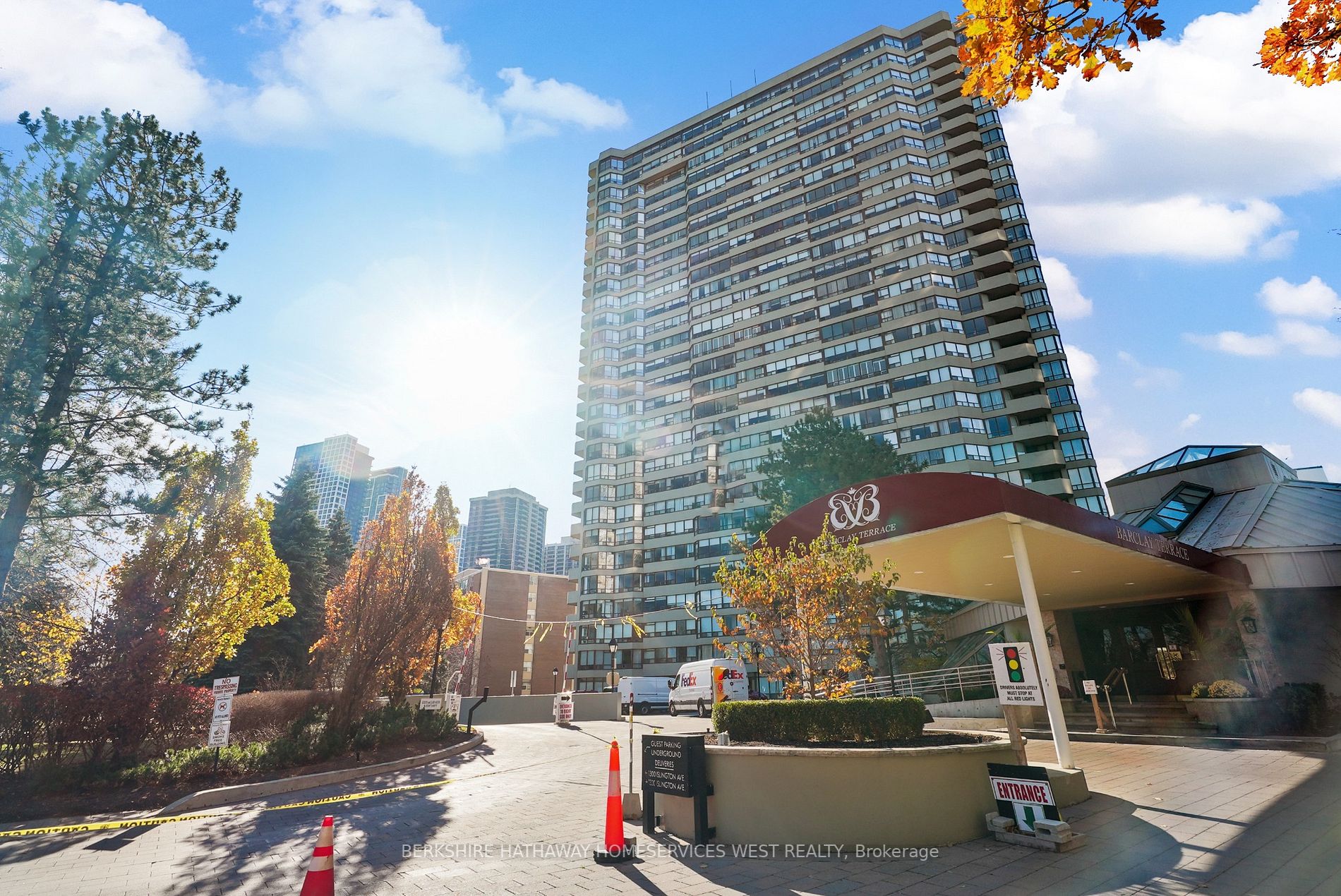 1300 Islington Ave, #2901