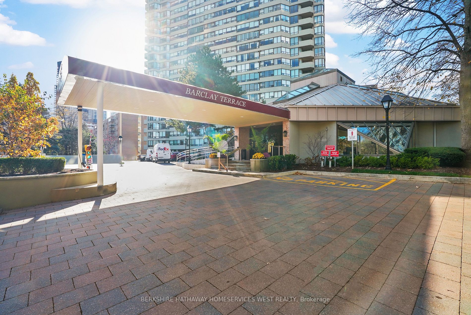 1300 Islington Ave, #2901