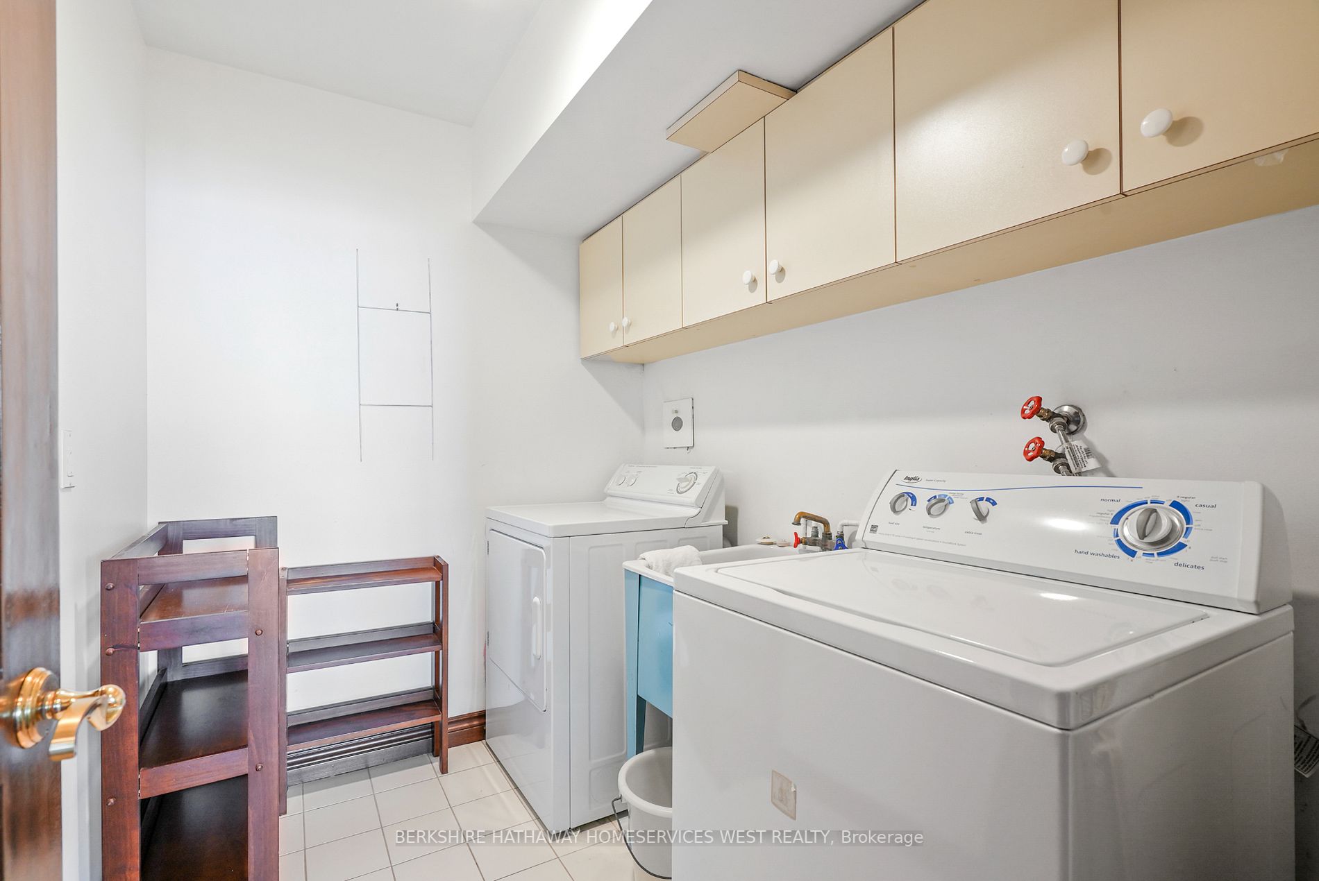 1300 Islington Ave, #2901