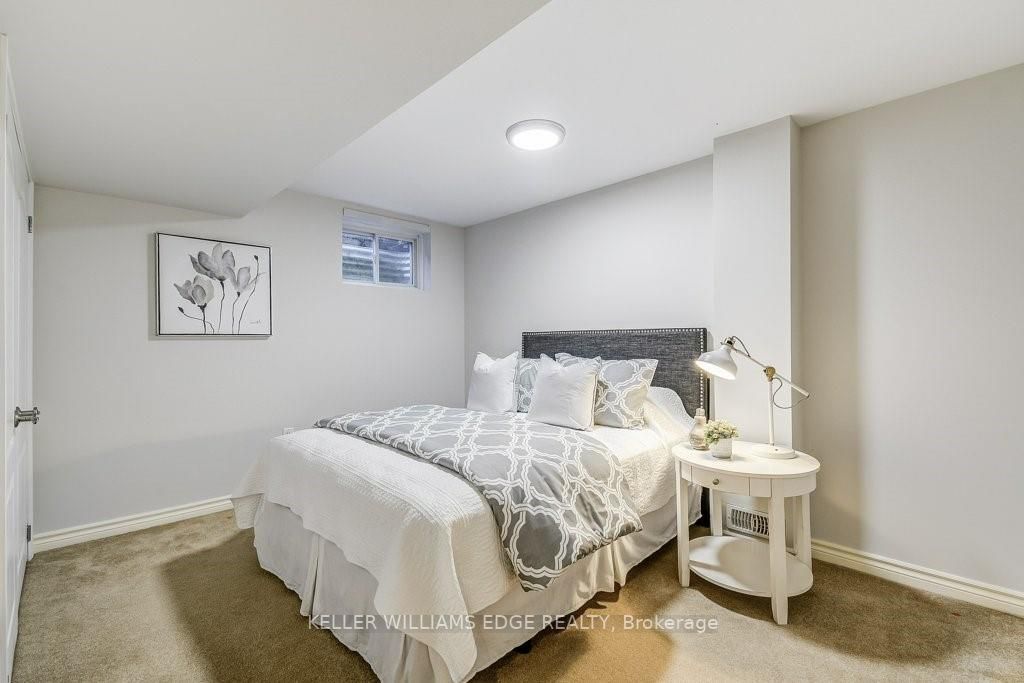 455 Claridge Rd, #5