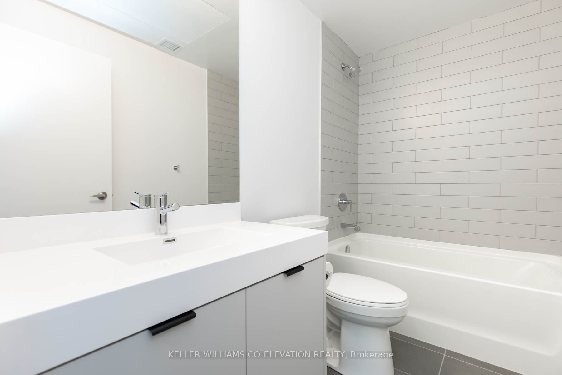 57 Brock Ave, #403