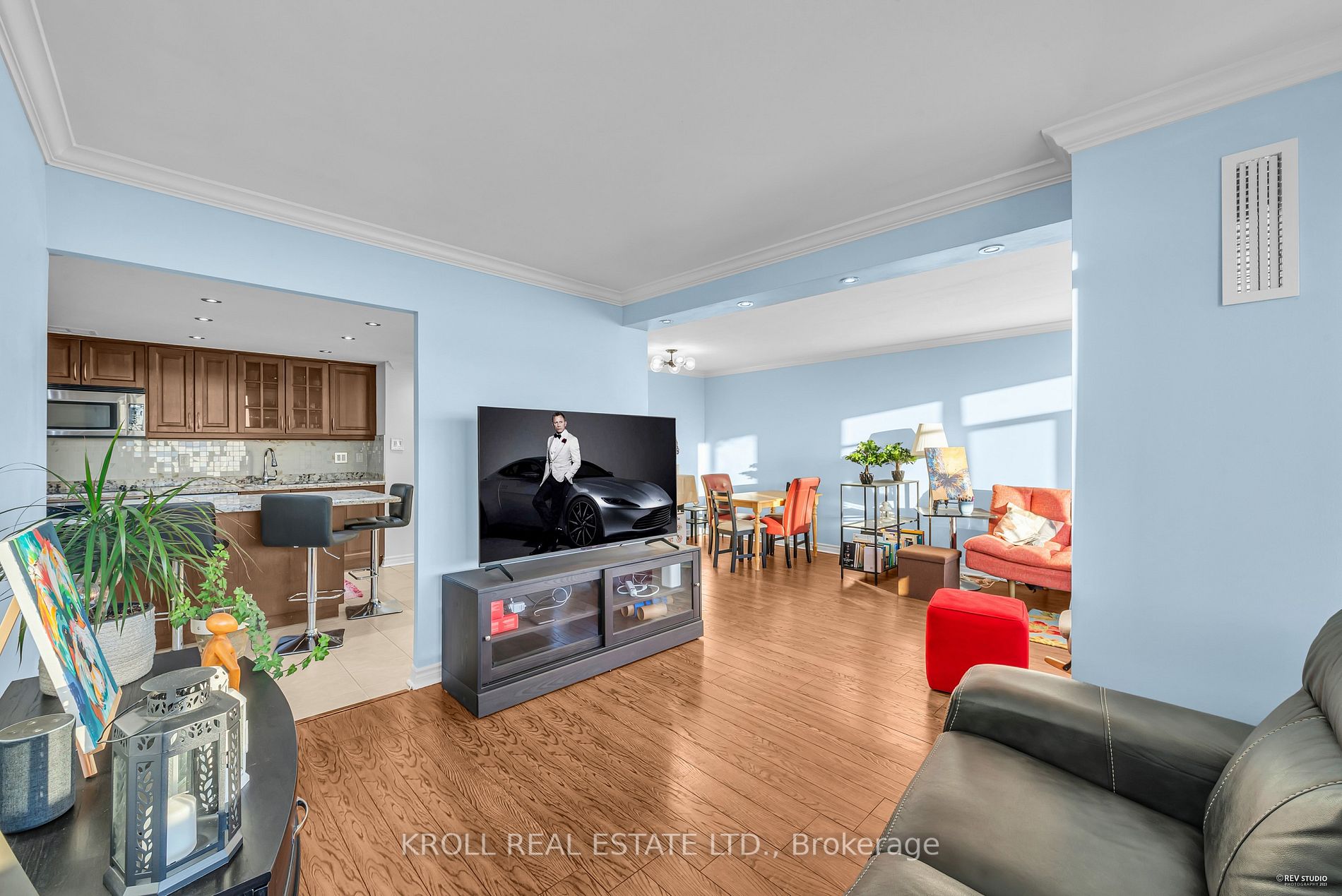 3100 Kirwin Ave, #2506