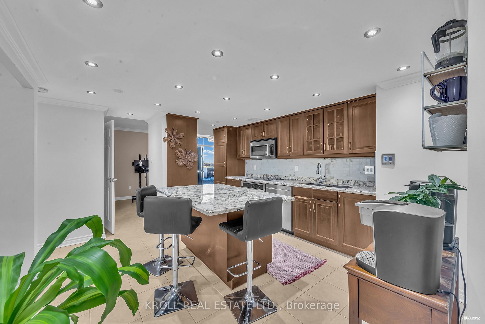 3100 Kirwin Ave, #2506