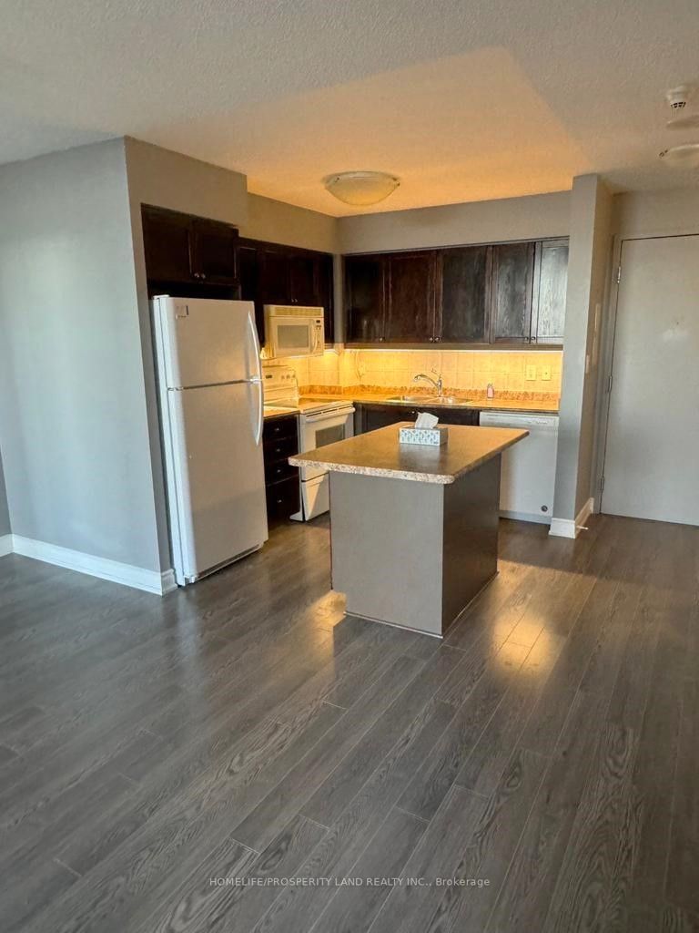 3880 Duke Of York Blvd, #2612