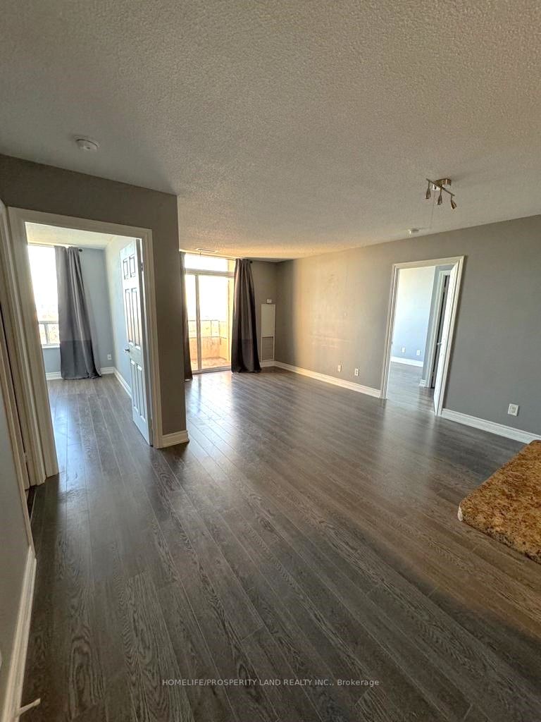 3880 Duke Of York Blvd, #2612