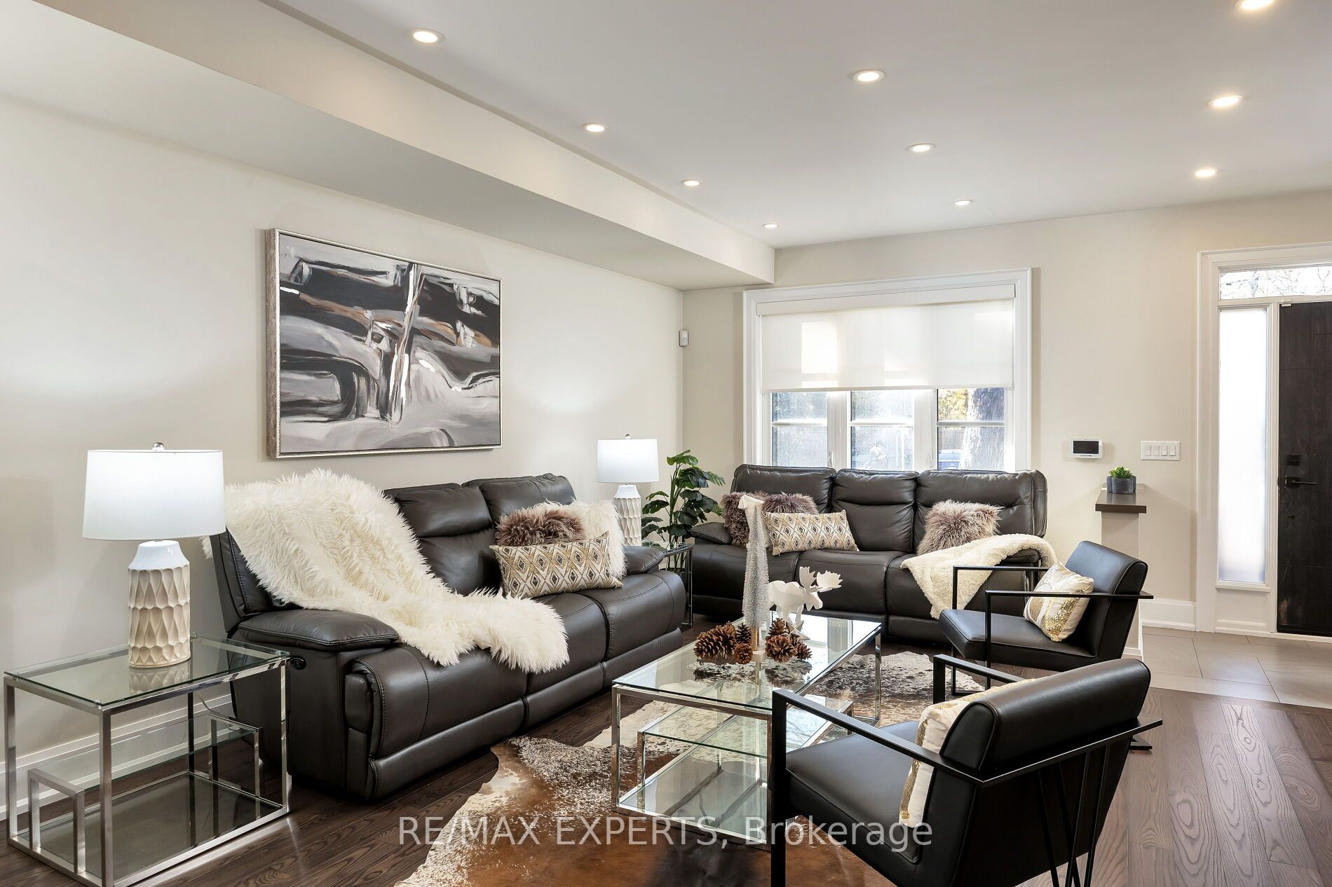 5 Dartmouth Cres
