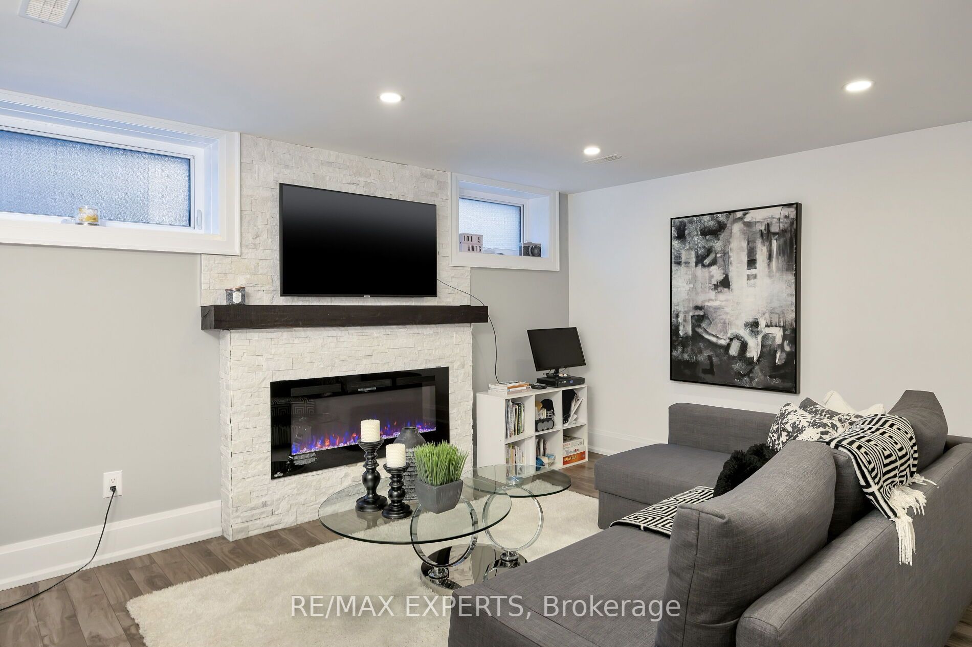 5 Dartmouth Cres