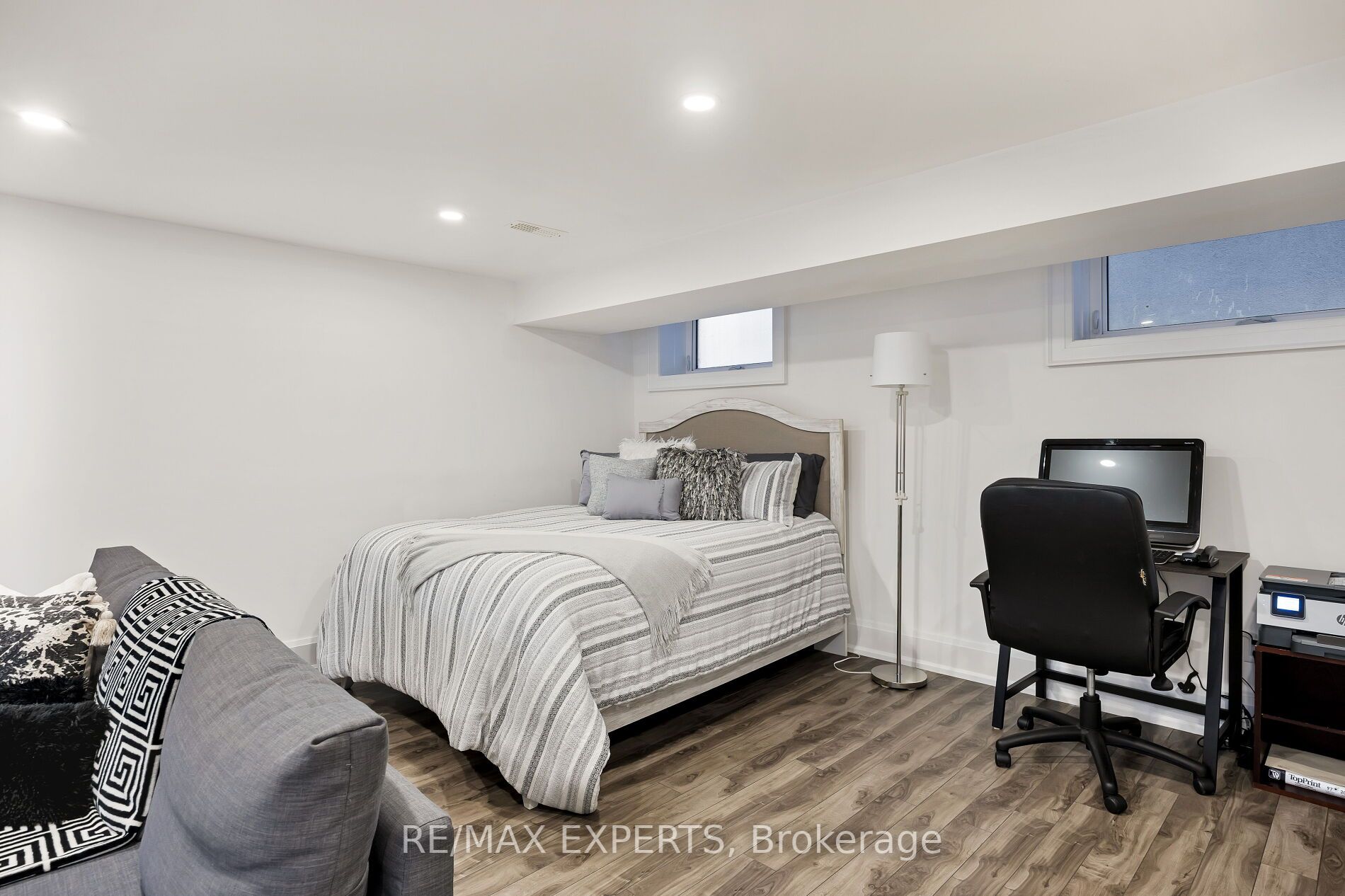 5 Dartmouth Cres